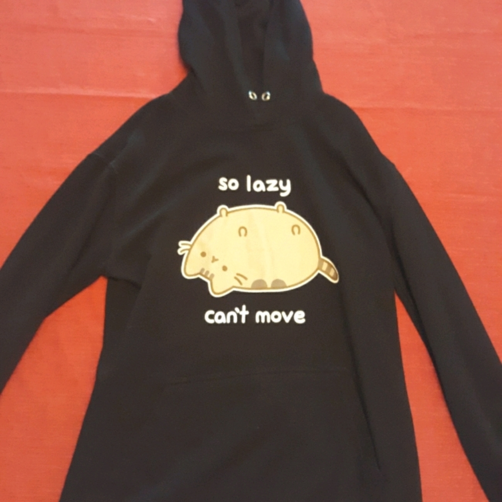 Small Pusheen sweatshirt
